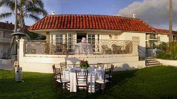 Marina - A Waterfront Hotel 3*