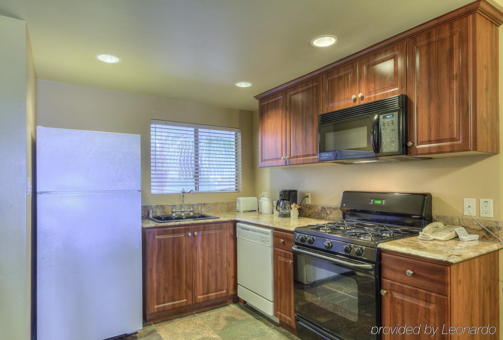 Marina - A Waterfront 3* Oceanside