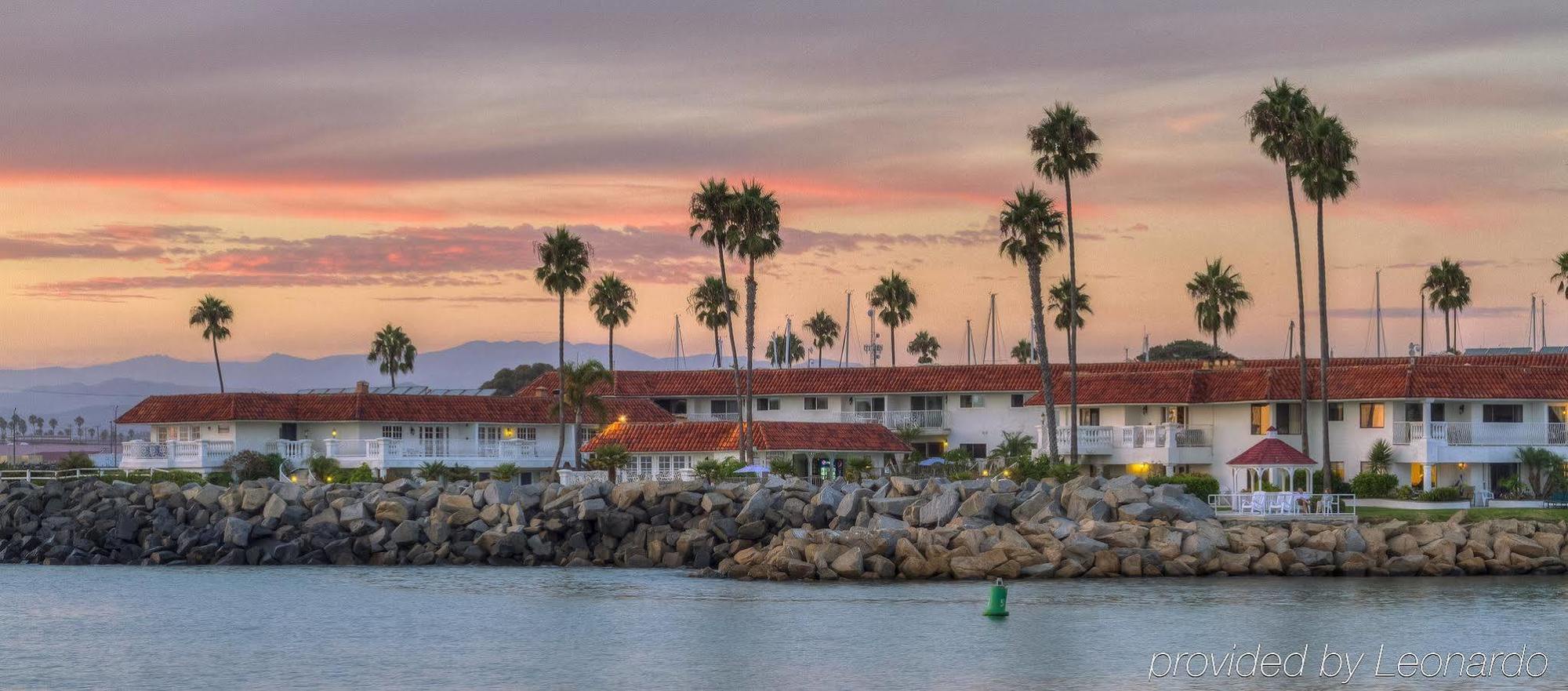 Marina - A Waterfront 3* Oceanside