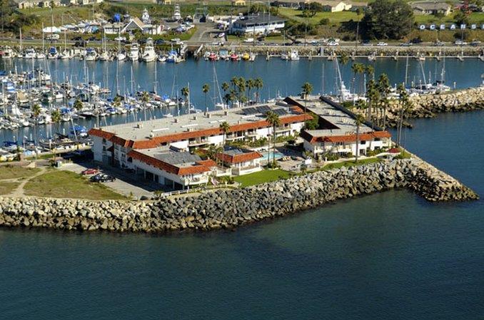 Hotel Marina - A Waterfront Oceanside